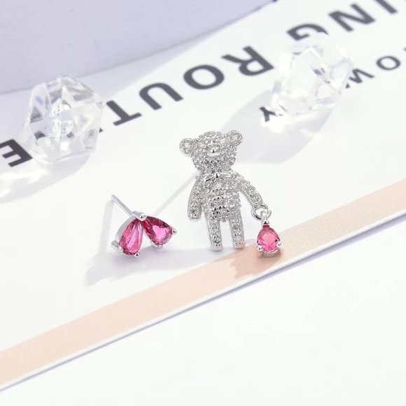 S925 Adorable Bear Honey Stud Earrings - Picture 3 of 8